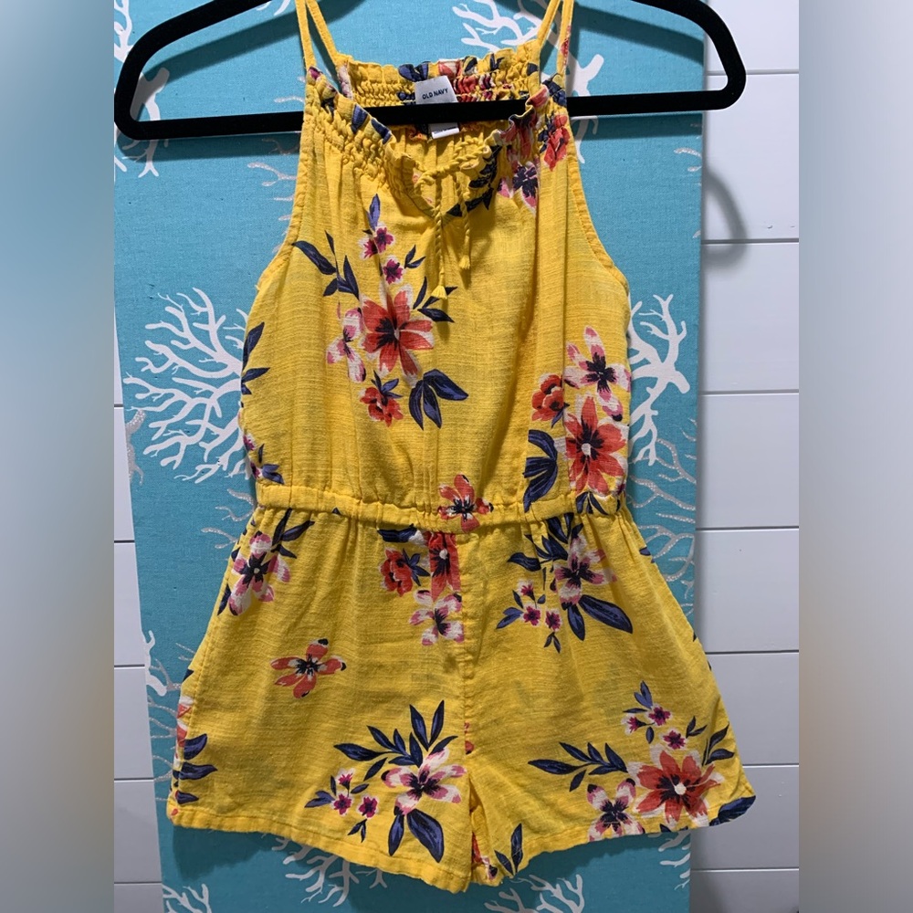Old Navy, linen yellow jumper with flowers